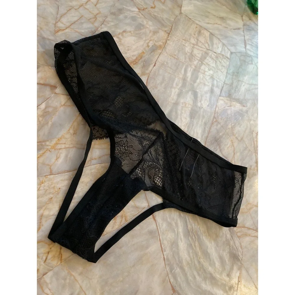 Victoria's Secret Black Floral Lace Strappy Sheer Mesh Thong Panty Medium